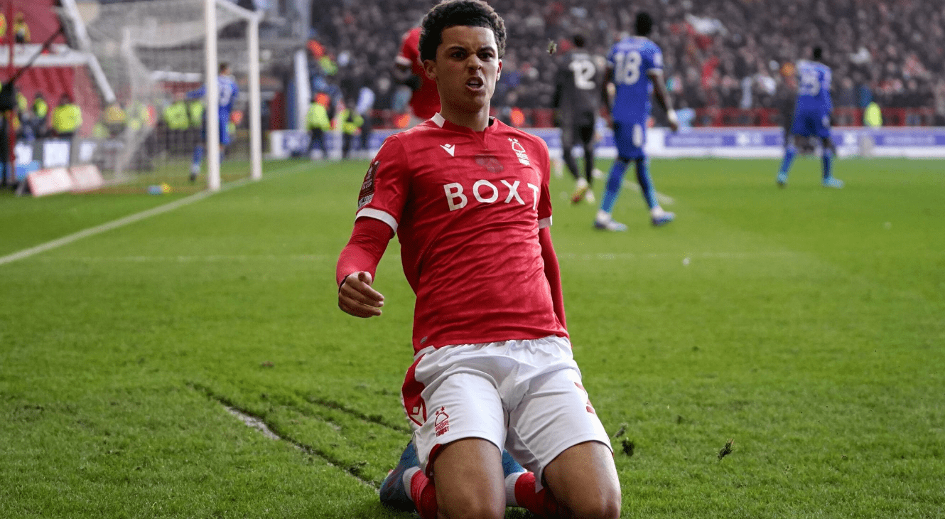 雷火电竞-关于雷恩英雄救主战胜卫冕冠军的信息